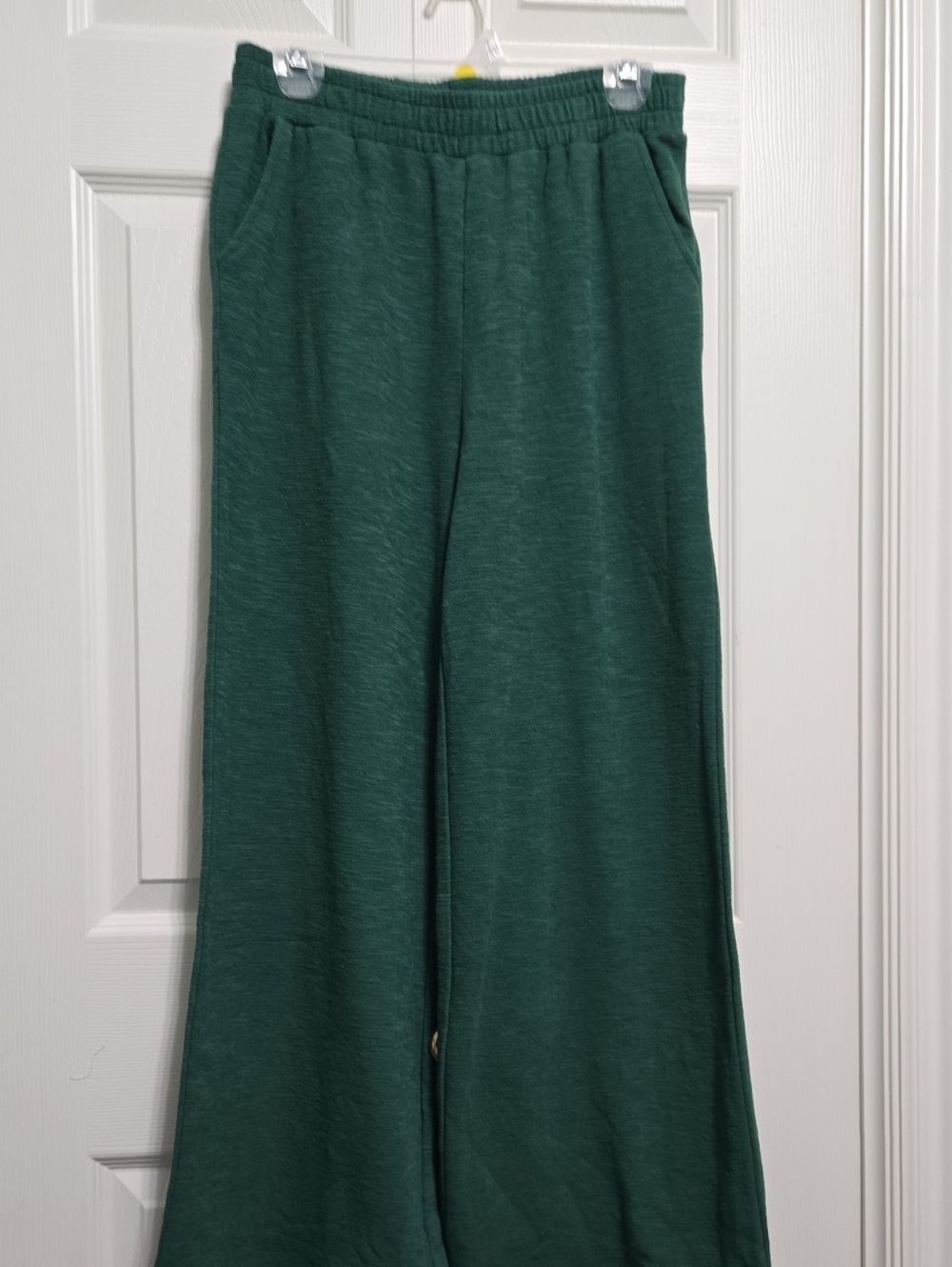 Zenana Outfitters Dark Green Wide-Leg Sweatpants